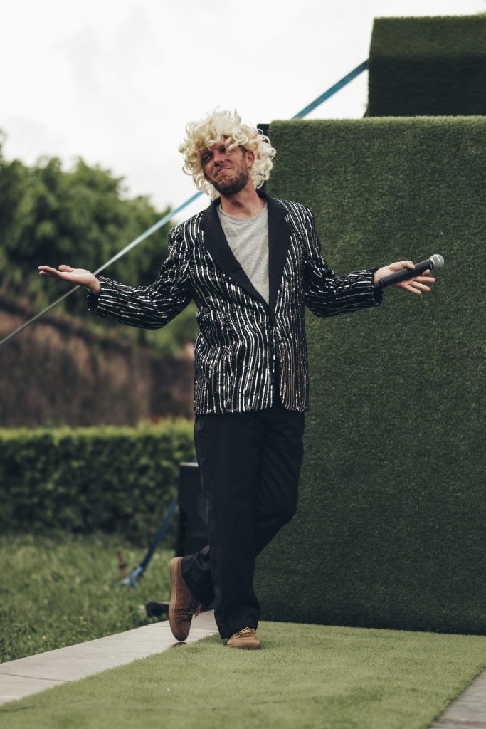 Présentateur vedette